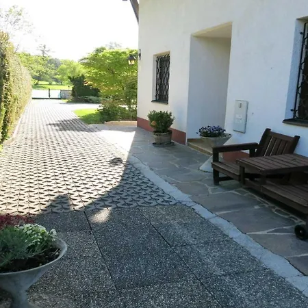 Wessely Am Golfplatz Lans Apartament *