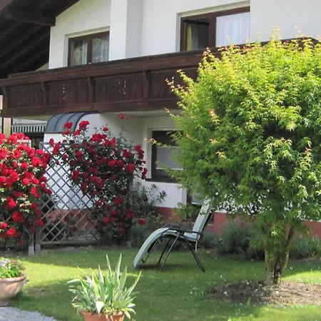 Wessely Am Golfplatz Lans インスブルック
