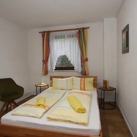 Apartament Wessely Am Golfplatz Lans