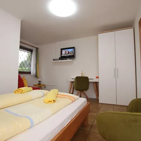 Apartament Wessely Am Golfplatz Lans